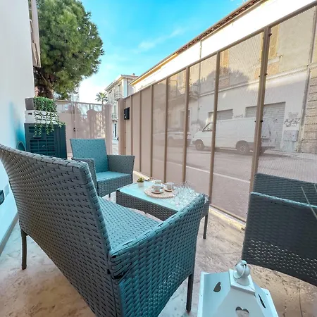 Panda 2 Piano Terra In Pieno Centroa801 Apartman